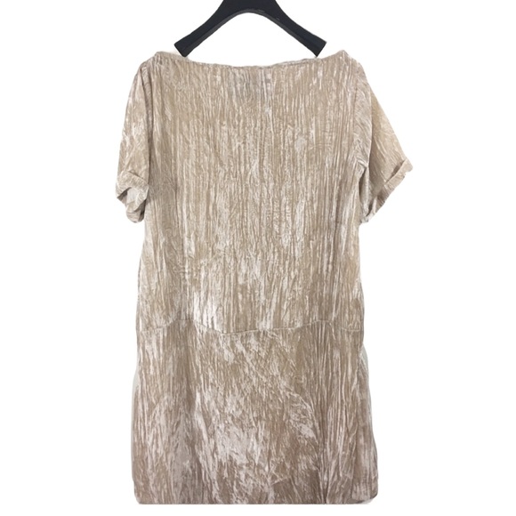 Floreat | Champagne Velvet Shift Dress Short Sleeve Front Pockets Size Small - Picture 2 of 9